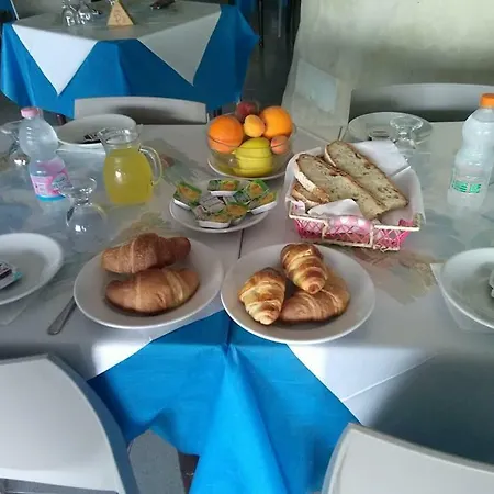B&B La Grotta Peschici فندق مبيت وإفطار بيسْكيتْشّي